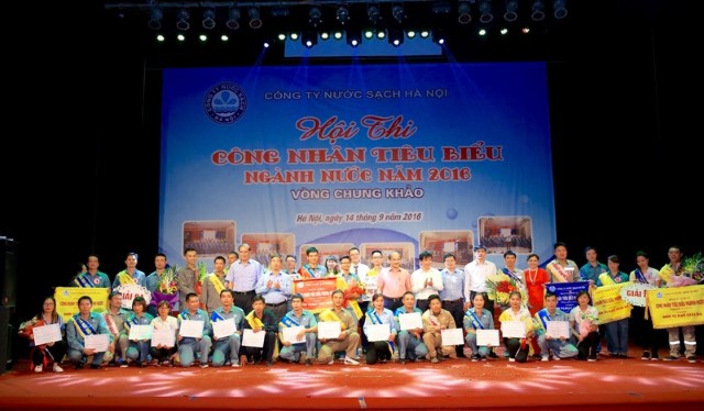 Công ty Nước sạch Hà Nội tổ chức thành công Vòng Chung khảo Hội thi “Công nhân tiêu biểu ngành nước năm 2016”.
